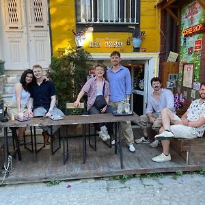 The Local & , Istambul Turquia